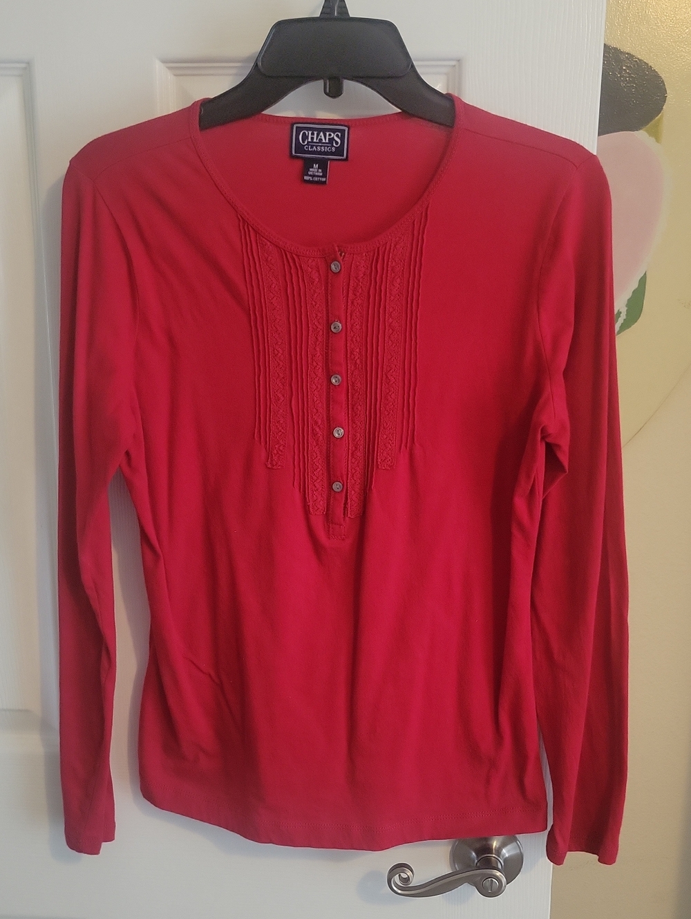 Chaps Med Burgundy cotton Long-Sleeve Henley with Pintuck Placket 3/4 button up